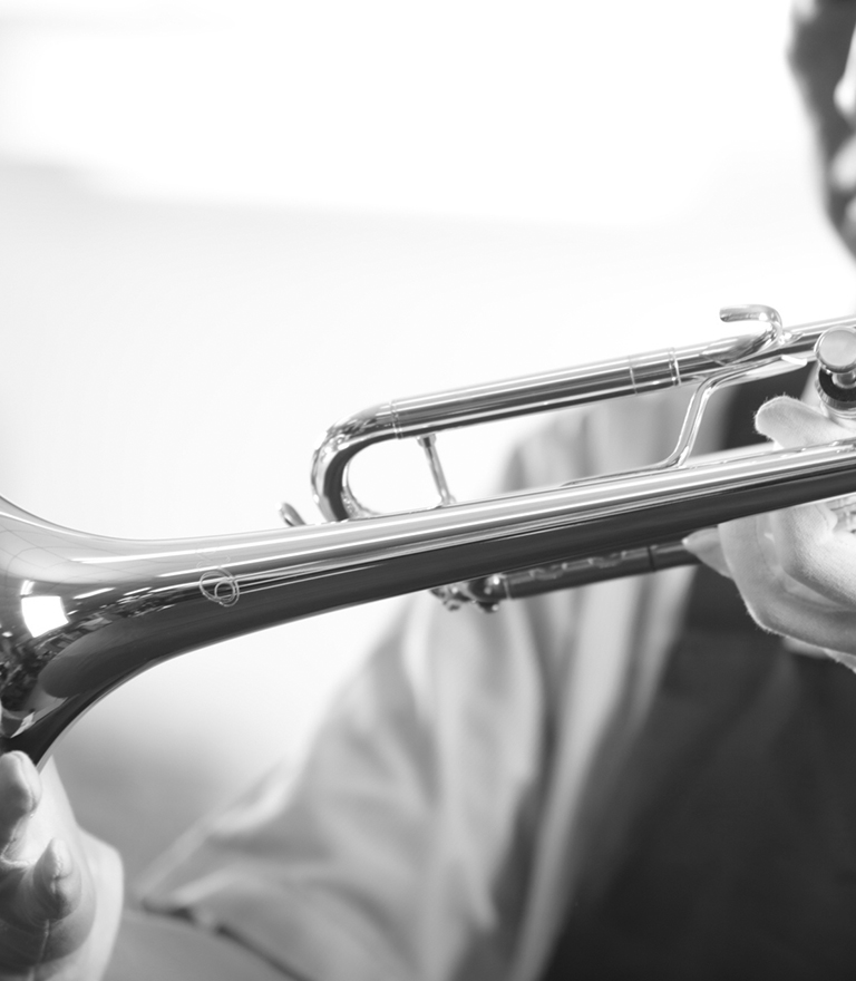 ホーム - XO Sophisticated Brass